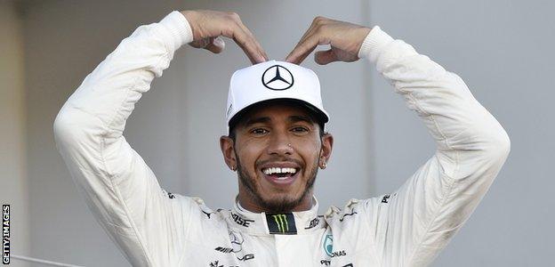 Lewis Hamilton Mobot