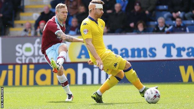 Scott Arfield goal for Burnley