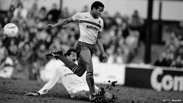 John Barnes of Watford and Ian Rush of Liverpool in the second game on English TV screens in 1985/86