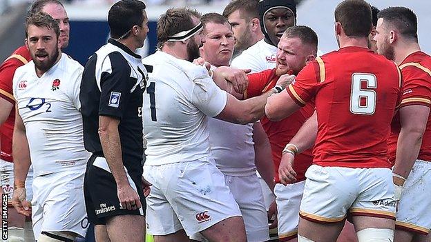 Marler said sorry to Lee at half-time