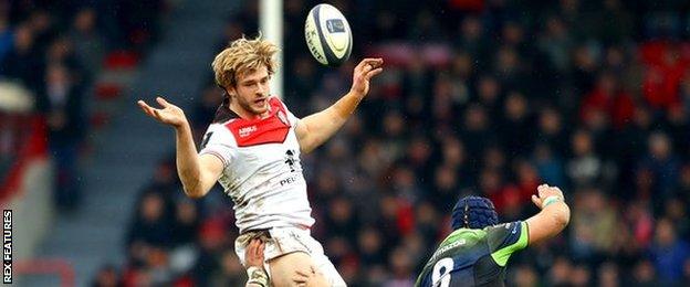 Richie Gray takes a line-out for Toulouse