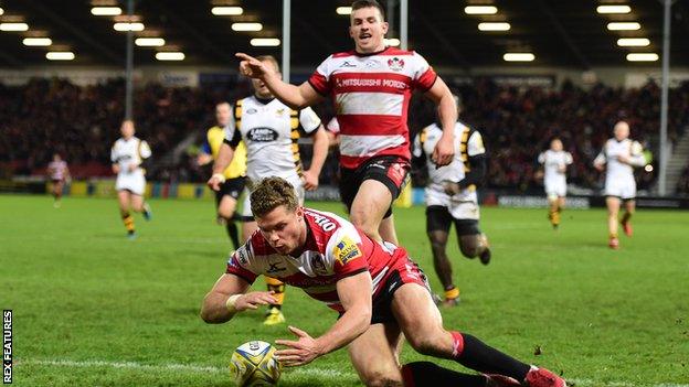 Henry Purdy scores Gloucester's fifth try