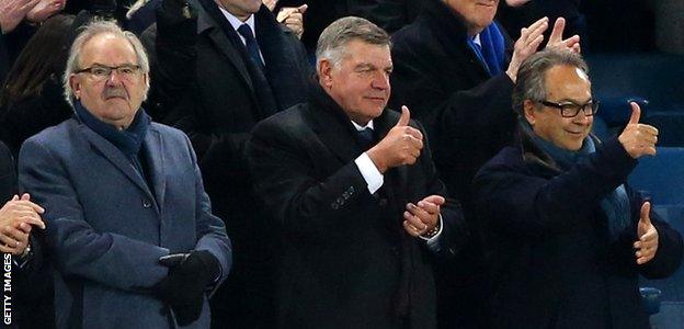 Sam Allardyce and Everton owner Farhad Moshiri watch the 4-0 win over West Ham