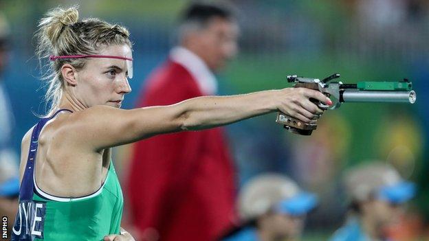 Dubliner Natalya Coyle takes aim during the running and shooting round at the 2016 Rio Olympics