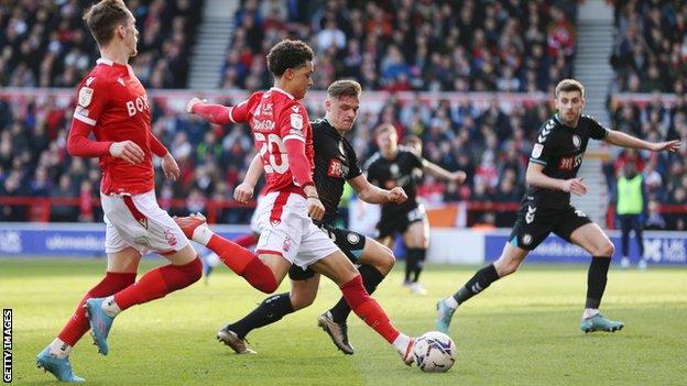 Brennan Johnson puts Nottingham Forest in front against Bristol City