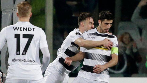 Borussia Monchengladbach reach Europa League last 16