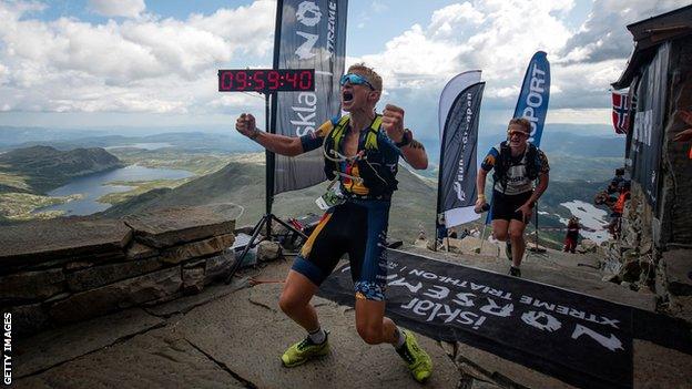 Hans Christian Tungesvik celebrates after winning the men's race