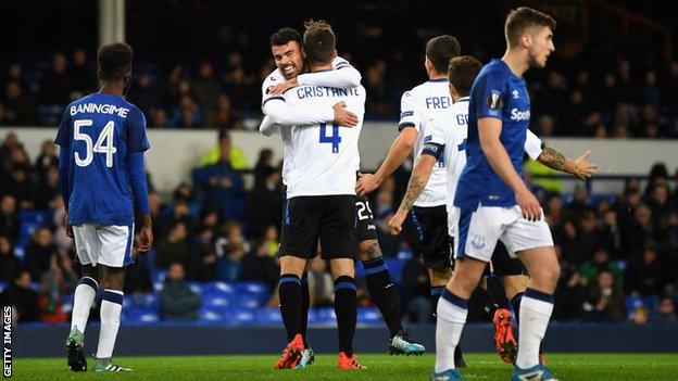 Atalanta celebrate a goal against Everton.