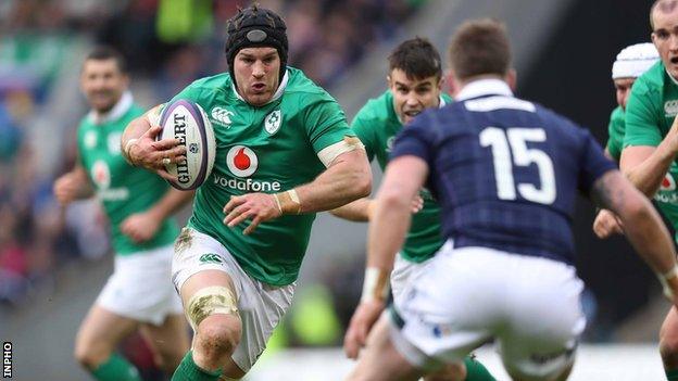 Sean O'Brien makes ground for Ireland at the expense of Stuart Hogg