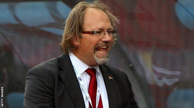 Togo head coach Tom Saintfiet