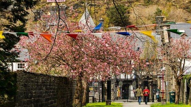 Machynlleth adeg yr Ŵyl Gomedi