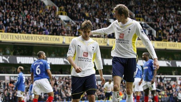 Niko Kranjcar and Peter Crouch moved to Spurs in 2009