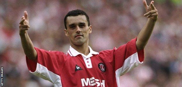 Charlton striker Clive Mendonca celebrates scoring a penalty in the shoot-out against Sunderland after the 1998 Division One play-off final