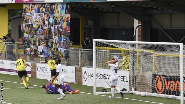 Jack Muldoon scores for Harrogate against Boreham Wood