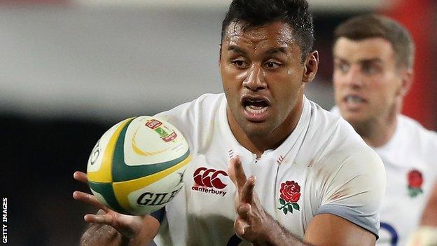 England's Billy Vunipola catches the ball during the first test match between South Africa and England at Elllis Park on June 9, 2018 in Johannesburg, South Africa