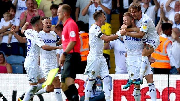 Leeds celebrate Liam Cooper's goal