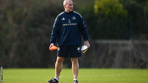 Stuart Lancaster in Leinster training