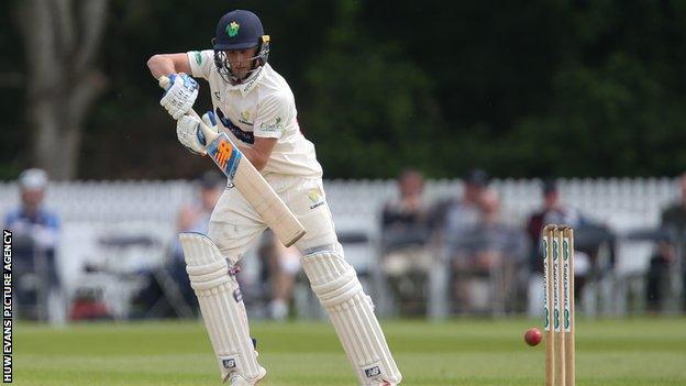 Billy Root top scored for Glamorgan in their first innings with 68