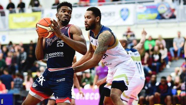 Marcus Delpeche (left)