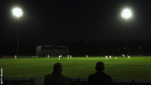 Glamorgan and Kent floodlit cricket