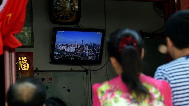 People watch Chinese TV