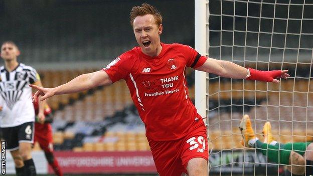 Danny Johnson in action for Leyton Orient