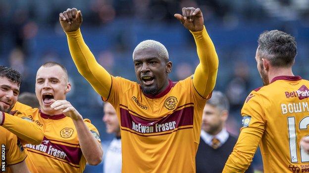 Motherwell defender Cedric Kipre