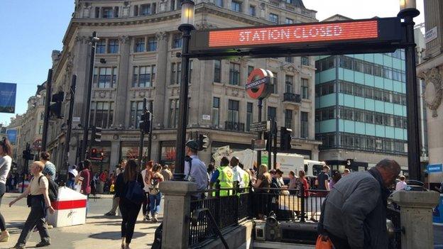 A sign informs travellers that Oxford Circus Tube station is closed