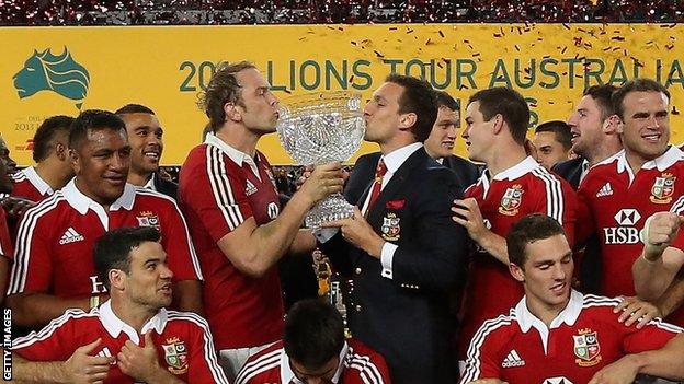 The Lions celebrate beating australia in 2013