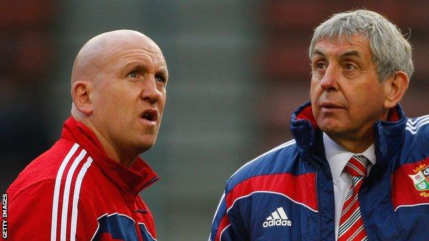 Shaun Edwards and Ian McGeechan on the 2009 Lions tour in South Africa