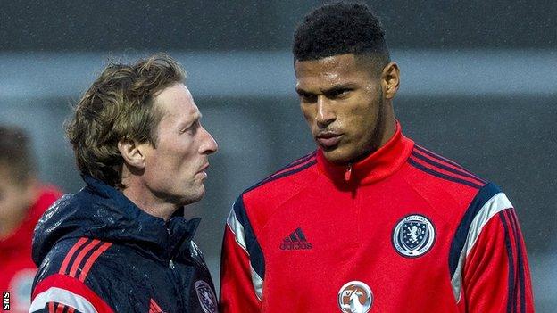 Scotland Under-17 coach Scot Gemmill with Zak Jules