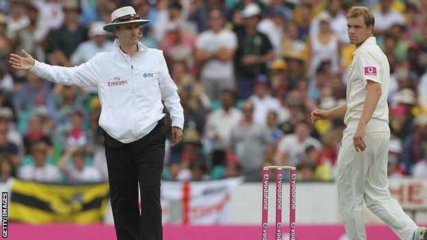 Umpire Billy Bowden calls Australia's Michael Beer for a no-ball in 2011