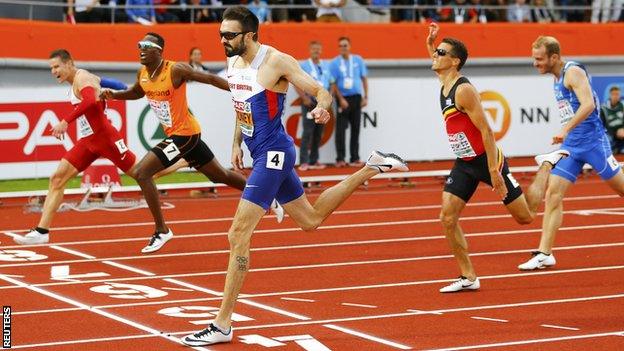 Martyn Rooney (centre) wins the European 400m