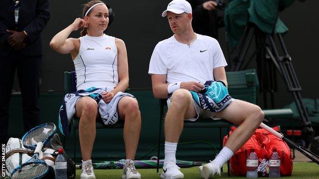 Olivia Nicholls and partner Kyle Edmond sit down and talk tactics between games