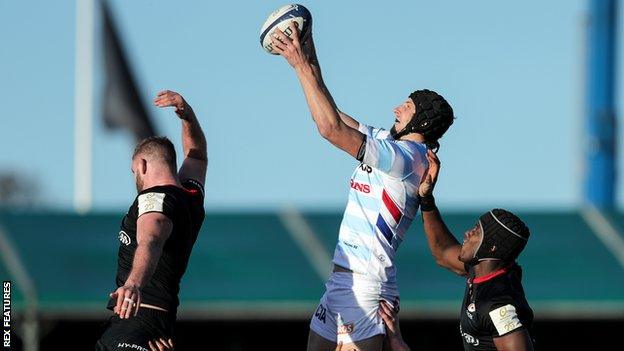 Lineout in Saracens v Racing 92 match