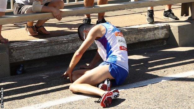 Scotland's Callum Hawkins collapses during the Commonwealth Games 2018 marathon