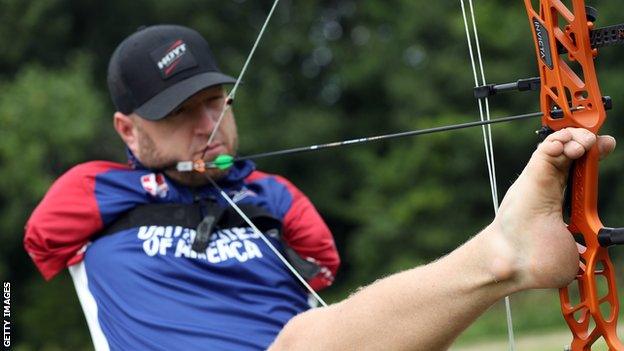 American archer Matt Stutzman