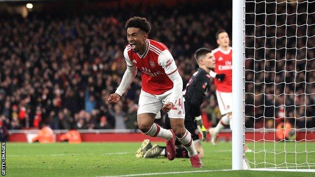 Reiss Nelson celebrates goal