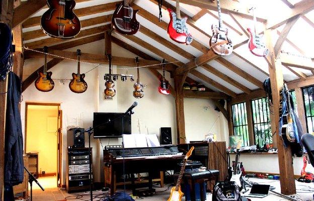 Chris Rea's guitars and cars