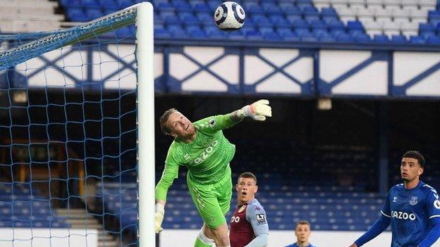 Jordan Pickford makes an excellent save against Aston Villa