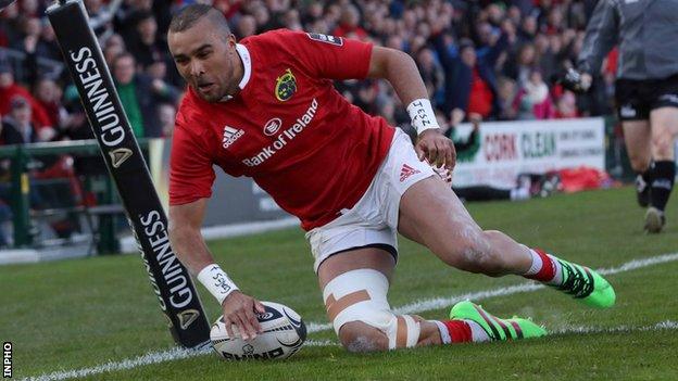 Simon Zebo scores Munster's second try in Friday's win over Edinburgh