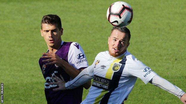 Ross McCormack (right) in action for Central Coast Mariners