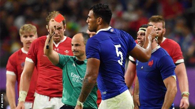 France lock Sebastien Vahaamahina was sent off in the 49th minute against Wales by referee Jaco Peyper