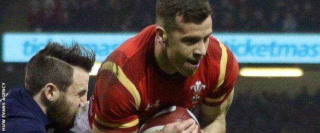 Gareth Davies goes over