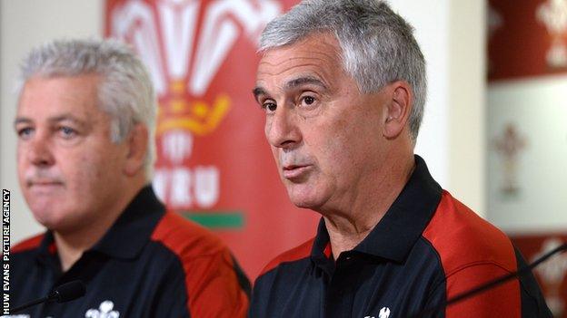 Gareth Davies (right) with Warren Gatland