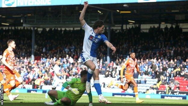 Sam Gallagher scores for Blackburn