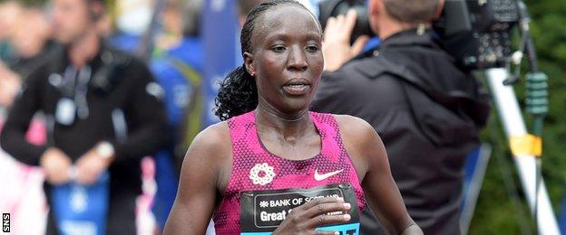 Edna Kiplagat eased to victory as she defended her half marathon title