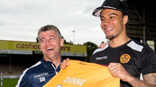 New Motherwell defender Charles Dunne with manager Stephen Robinson