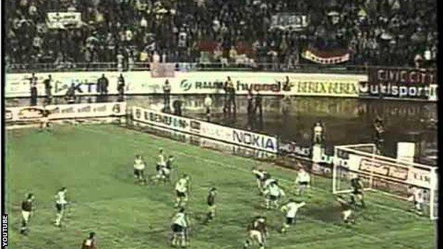 Finland versus Hungary in 1998 World Cup qualifier