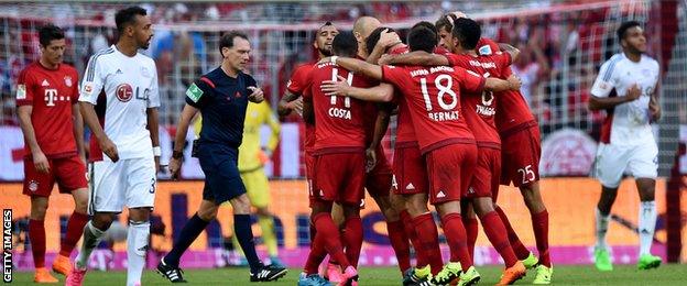 Bayern Munich celebrate Thomas Muller's goal